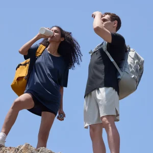 25% off 2 T-shirts + 2 backpacks