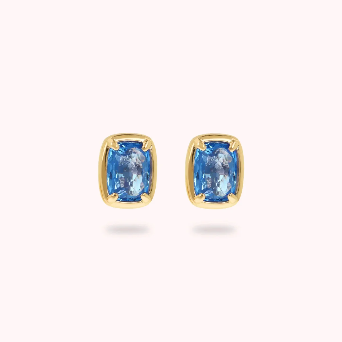 Orecchini a Lobo Golden con Prisma Gem a Baguette